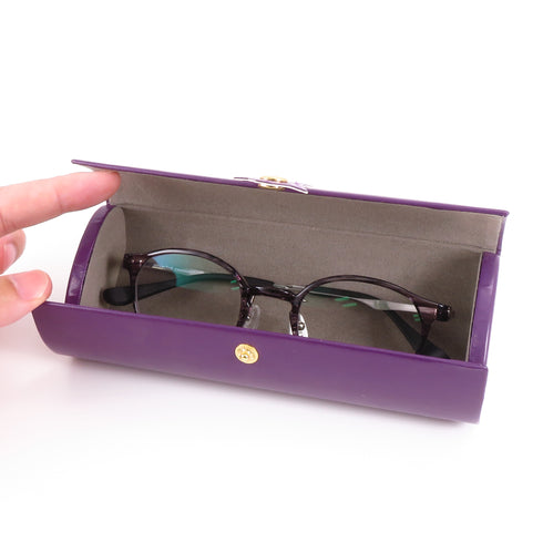 磁石不使用のボタンタイプのメガネケース MT523