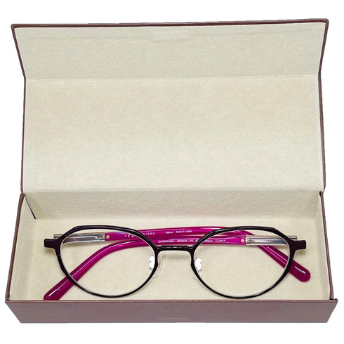 飽きの来ないシンプルデザインのメガネケース SH451