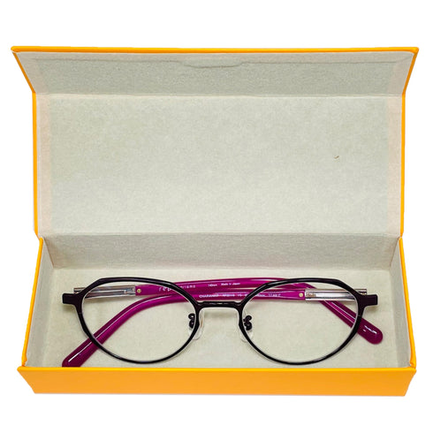 飽きの来ないシンプルデザインのメガネケース SH451