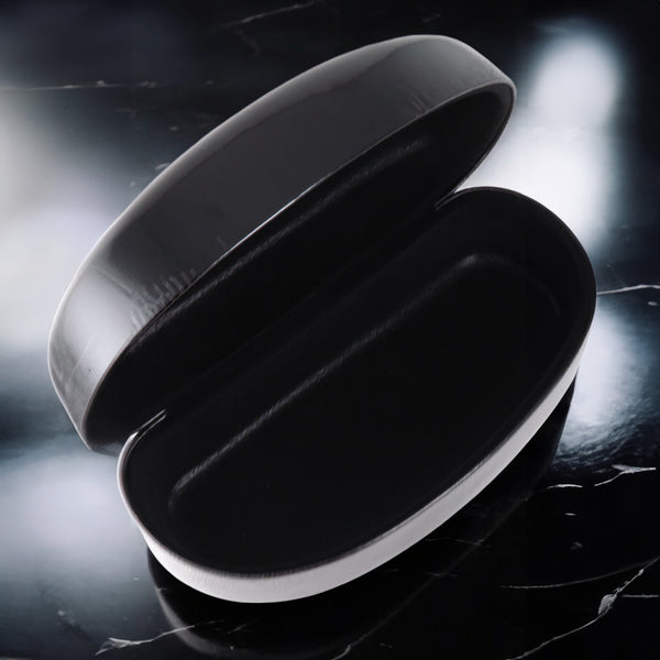 サングラスもOK!! 頑丈で大きめのハードメガネケース MT551